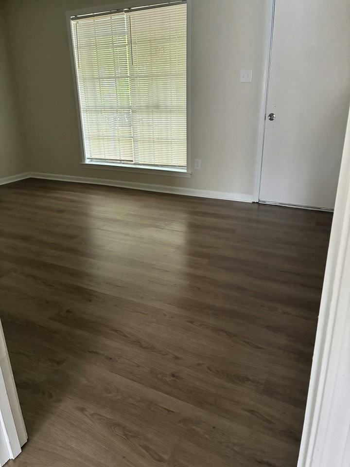 4350 Ann Arbor Lane - Photo 6 of 10