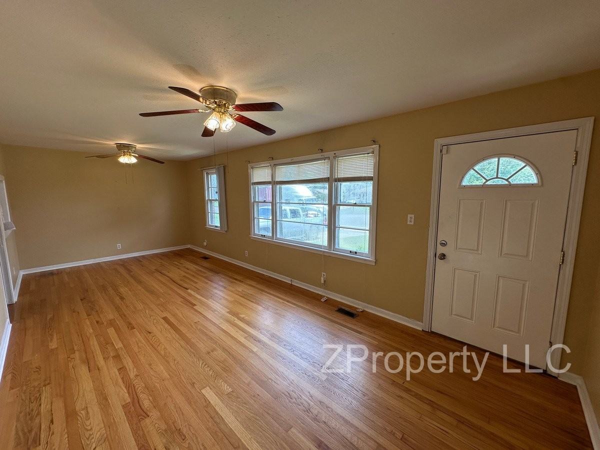 4810 Lumary Cir Nw - Photo 2 of 11