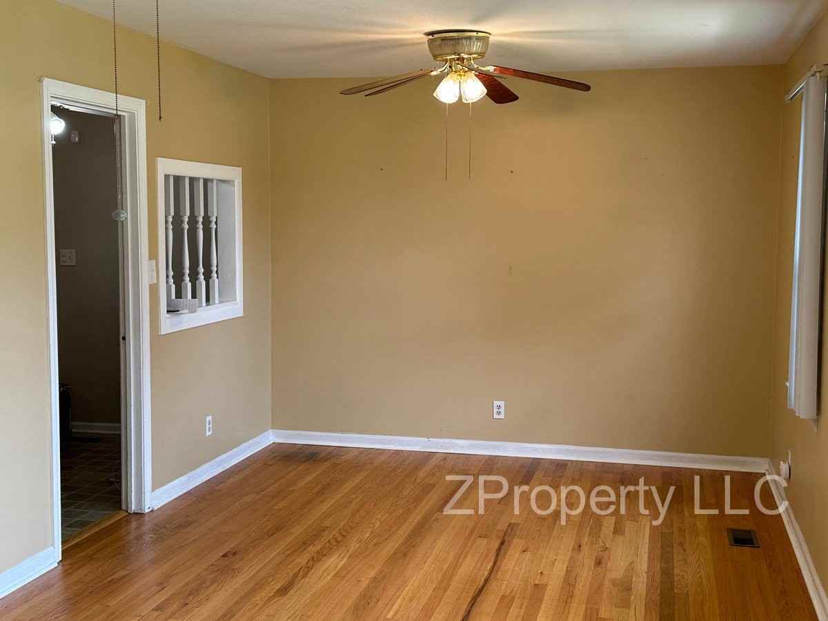 4810 Lumary Cir Nw - Photo 3 of 11