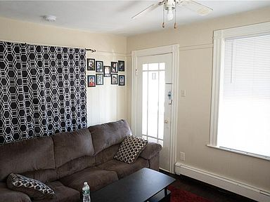 25 Read Ave #3rdFL - Photo 6 of 13