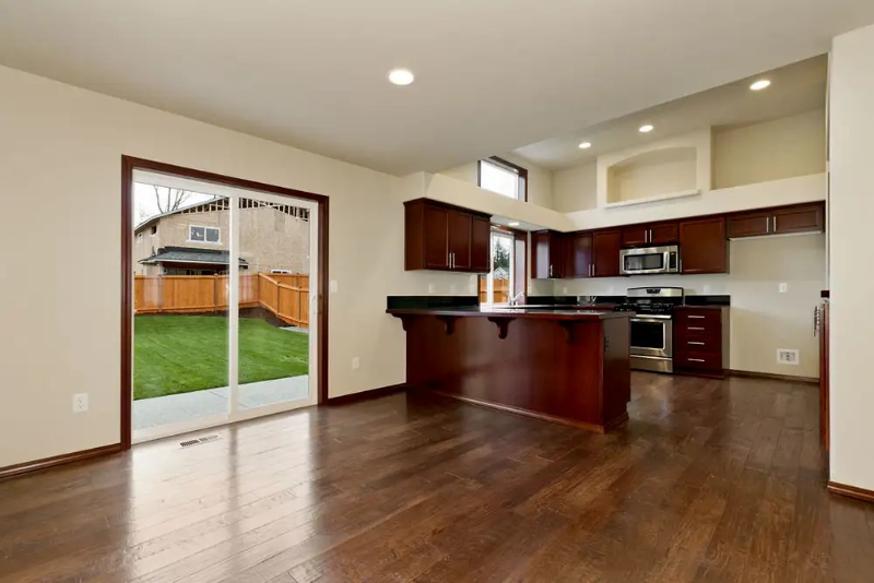 318 Leann St - Photo 3 of 4
