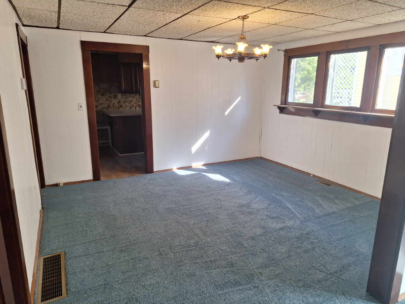 34 Roosevelt Ave #1 - Photo 7 of 22