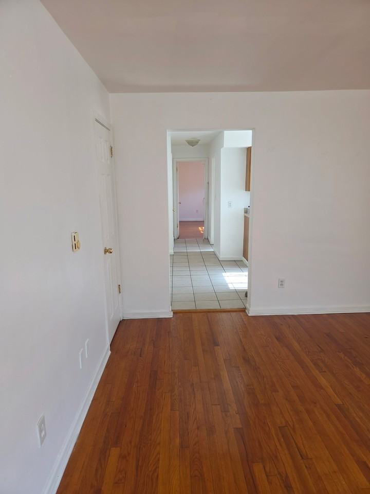 2517 Flanigan Ct #4 - Photo 3 of 7
