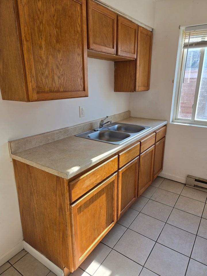 2517 Flanigan Ct #4 - Photo 4 of 7