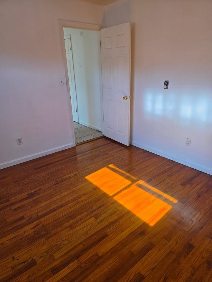 2517 Flanigan Ct #4 - Photo 6 of 7