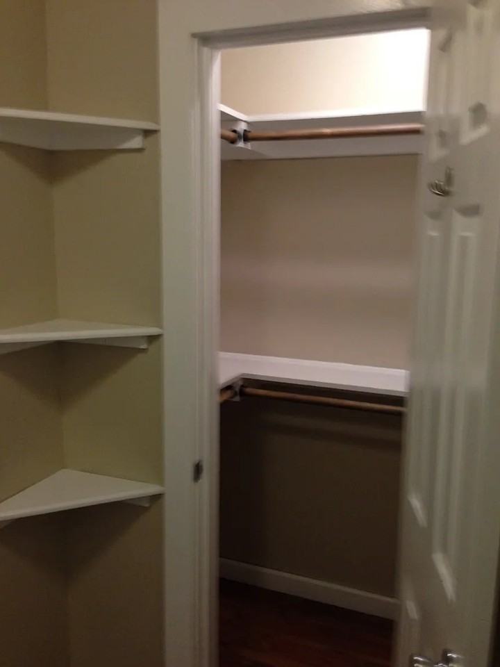 2804 N Robinson Ave #2 - Photo 6 of 20