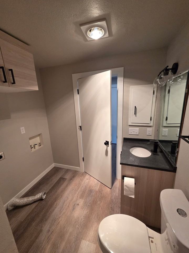 1811 N Regal St - Photo 4 of 15