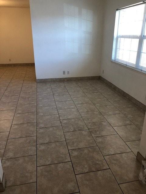 8129 Shannon St Ne - Photo 5 of 16