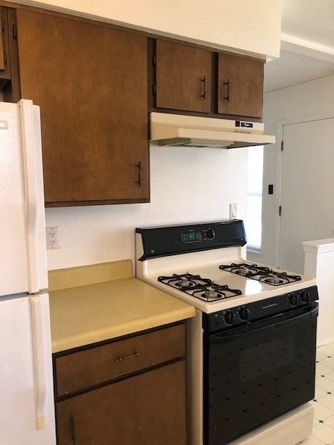 8129 Shannon St Ne - Photo 6 of 16
