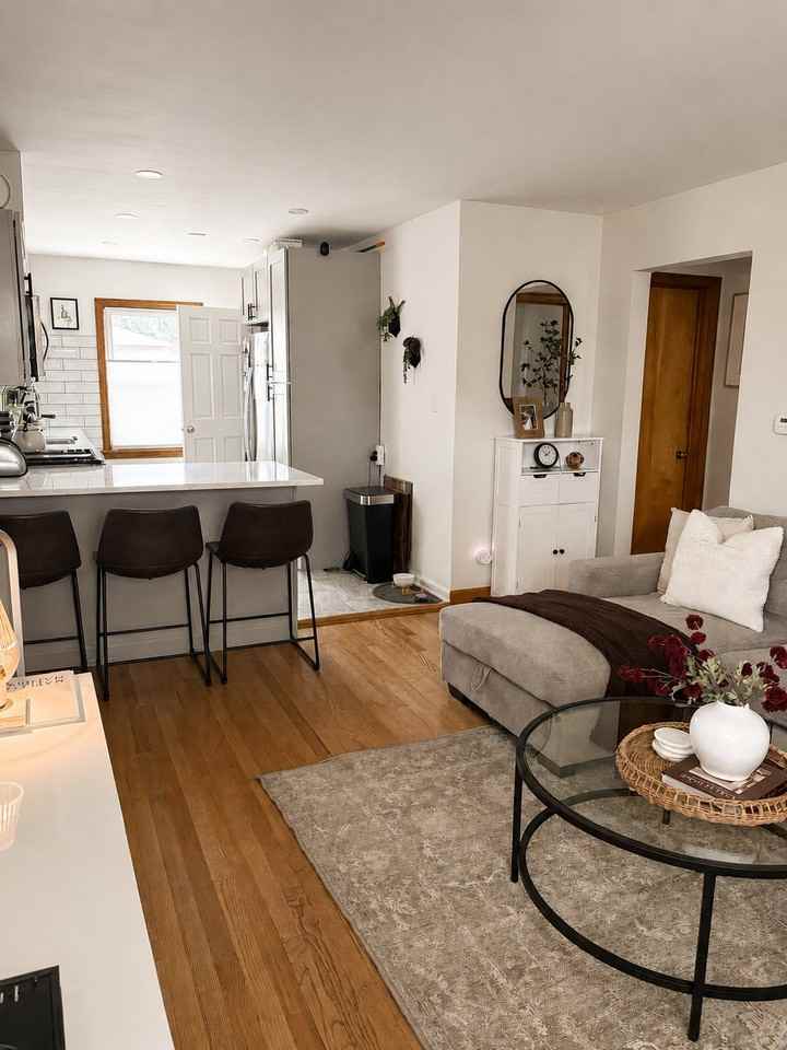 5347 N Mont Clare Ave - Photo 4 of 17