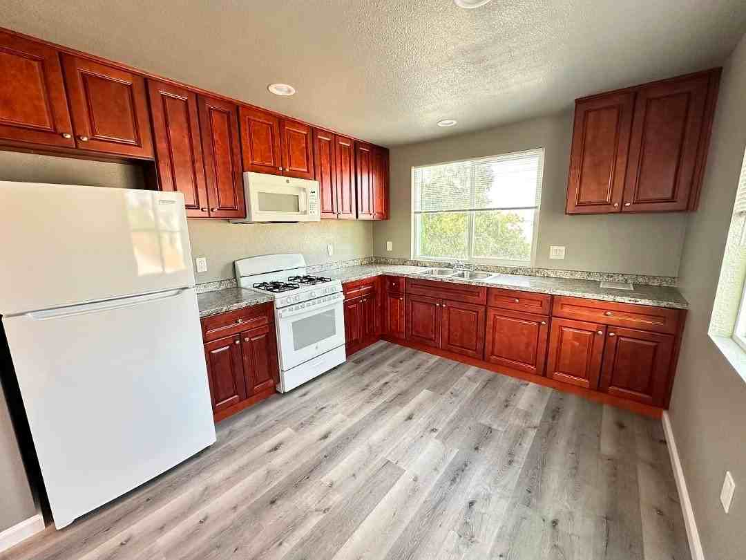 1649 Marl Ave #1