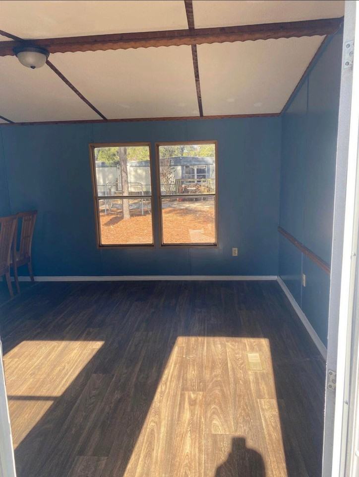 17 N Peggy St - Photo 2 of 10