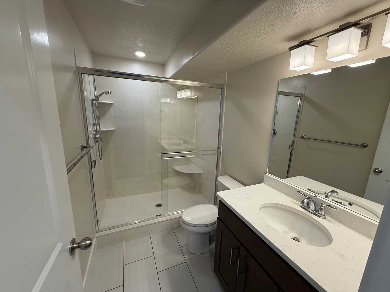 4202 Nw - Photo 7 of 12
