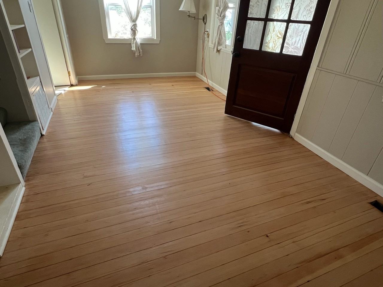 9247 Poplar St #1 - Photo 4 of 10