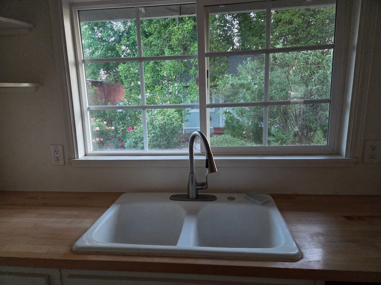 9247 Poplar St #1 - Photo 6 of 10