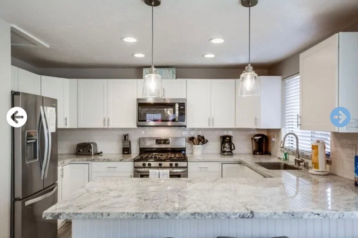 824 Island Ct #1 - Photo 6 of 17