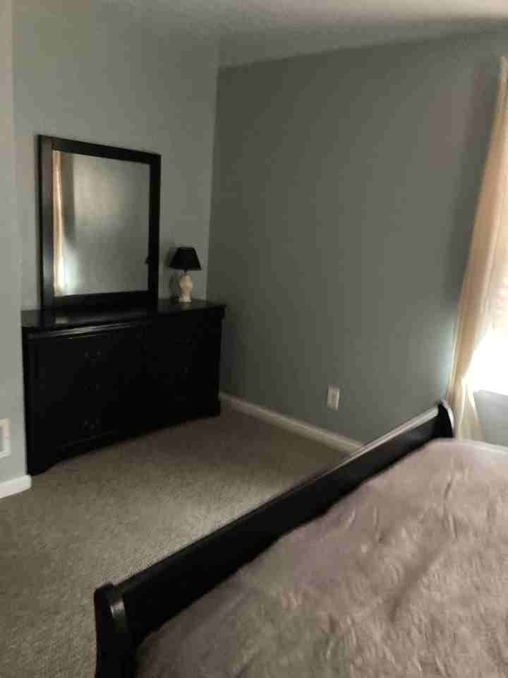 3825 Milford Ave - Photo 3 of 5