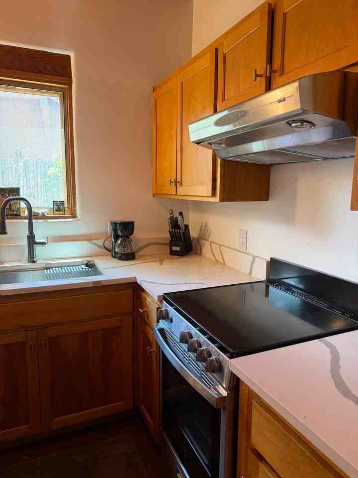243 Closson St - Photo 6 of 16
