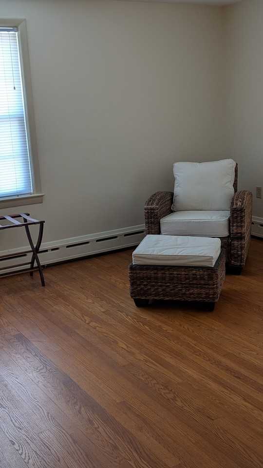 39 Chase St #2ndFL - Photo 2 of 17
