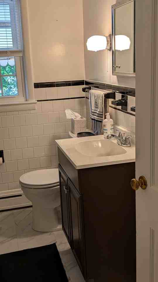 39 Chase St #2ndFL - Photo 7 of 17