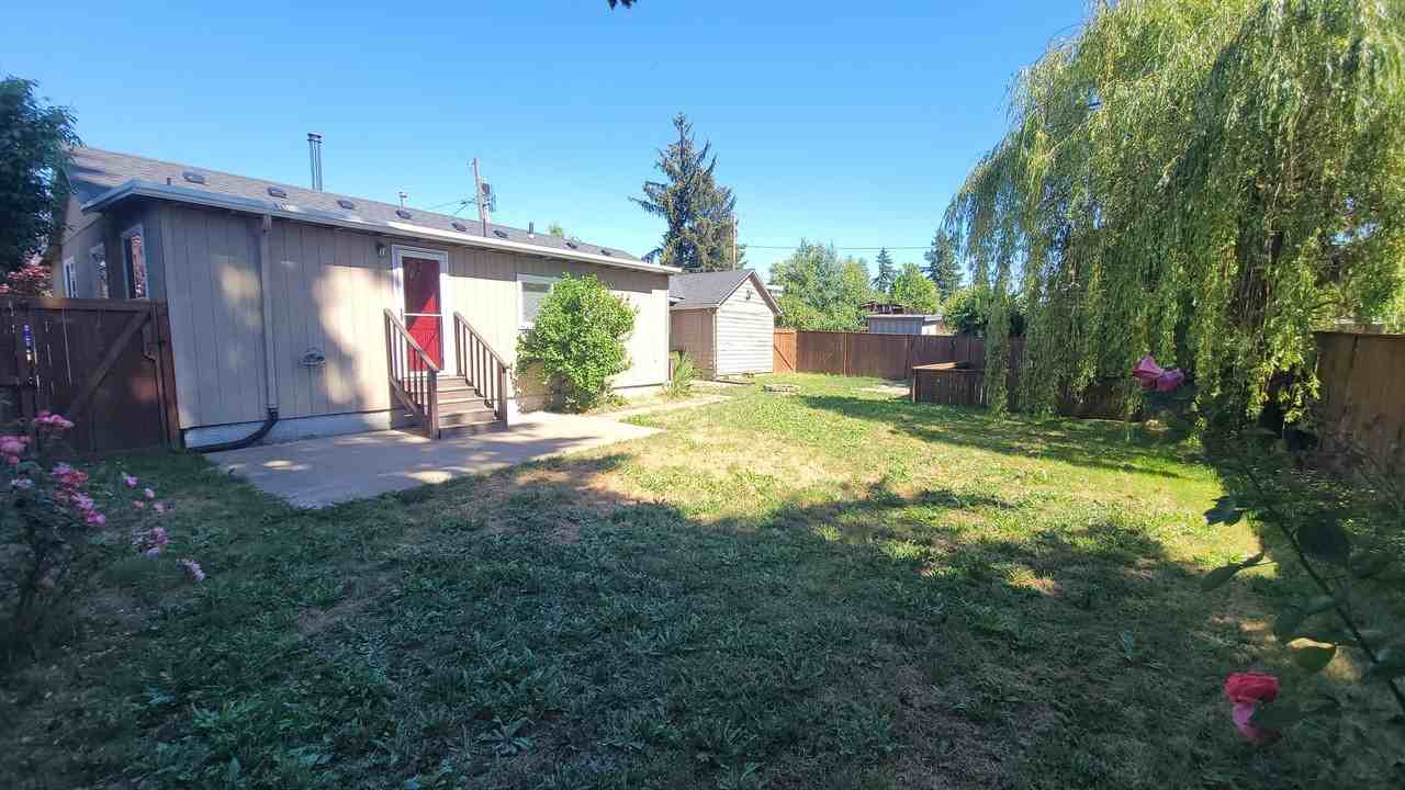 1026 Prospect St - Photo 2 of 15