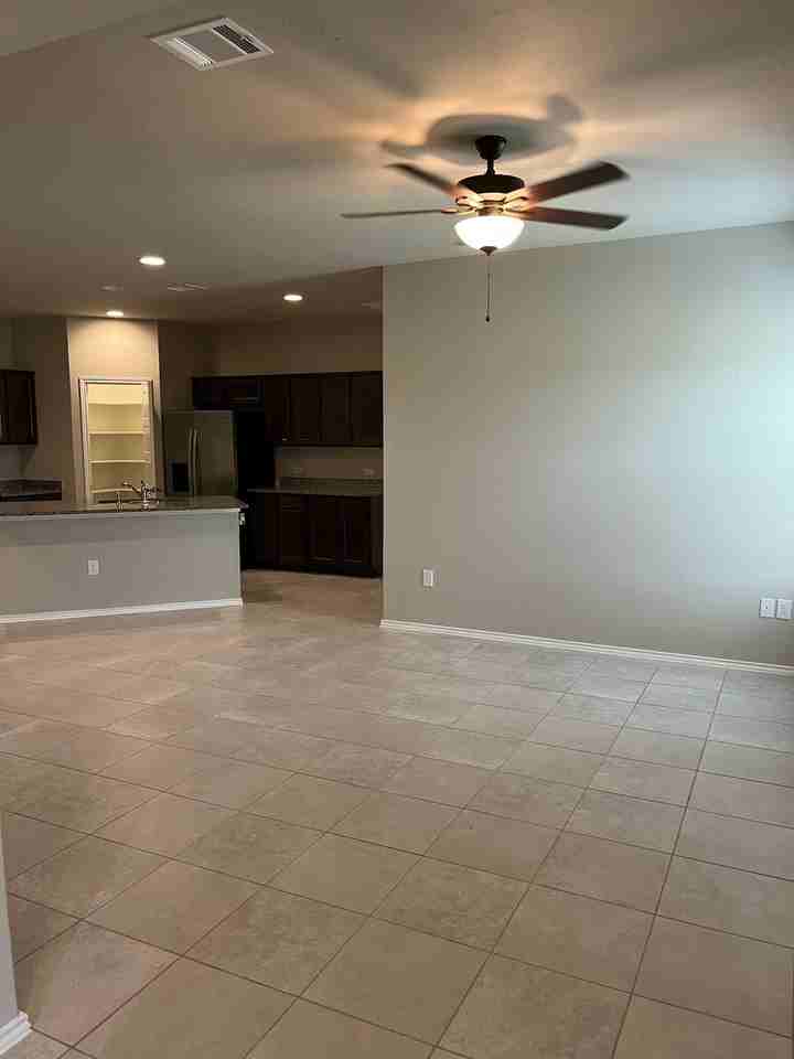 1140 Garland Rd - Photo 5 of 16