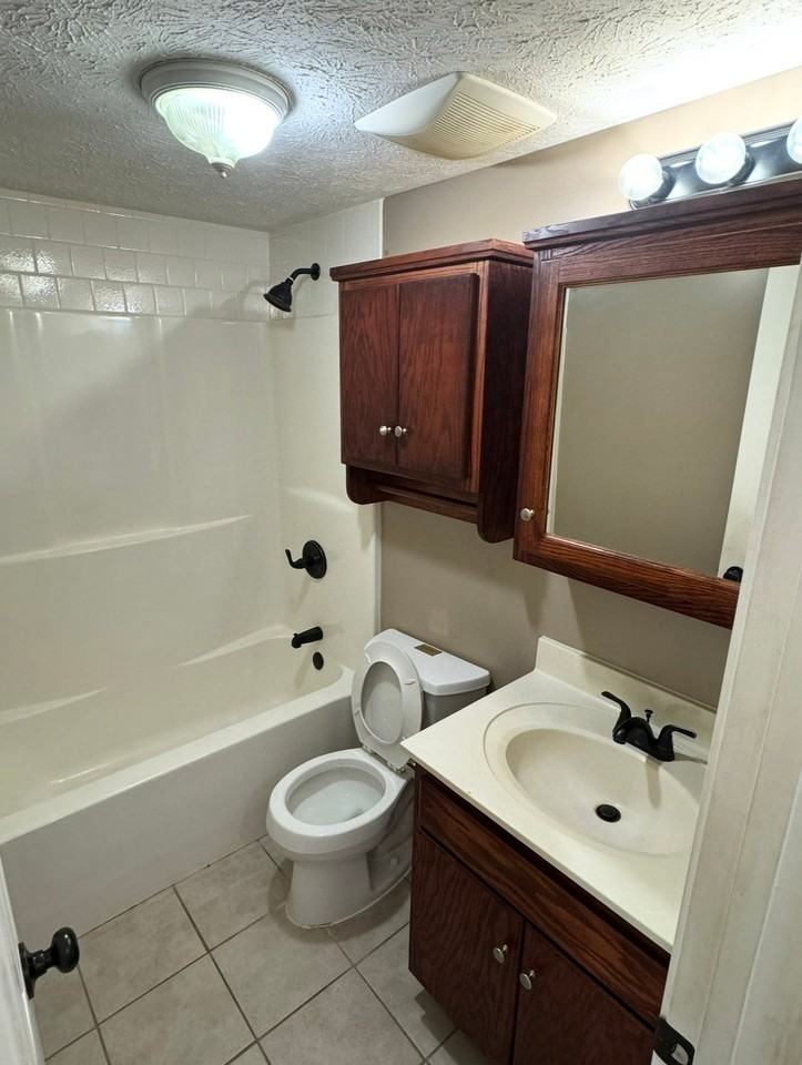 507 S Cannon Blvd #B2 - Photo 5 of 9