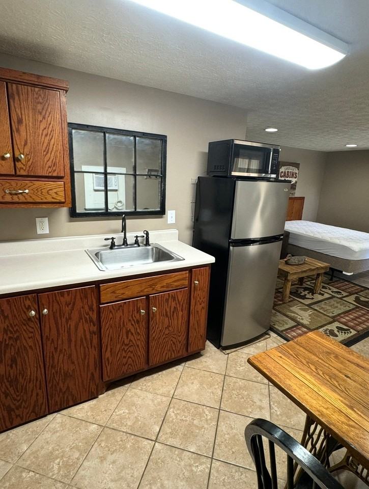 507 S Cannon Blvd #B2 - Photo 7 of 9