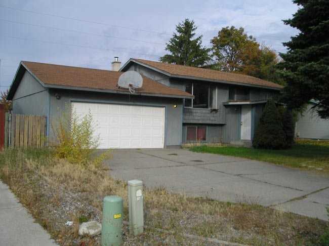 15217 E 2nd Ave - Photo 7 of 18