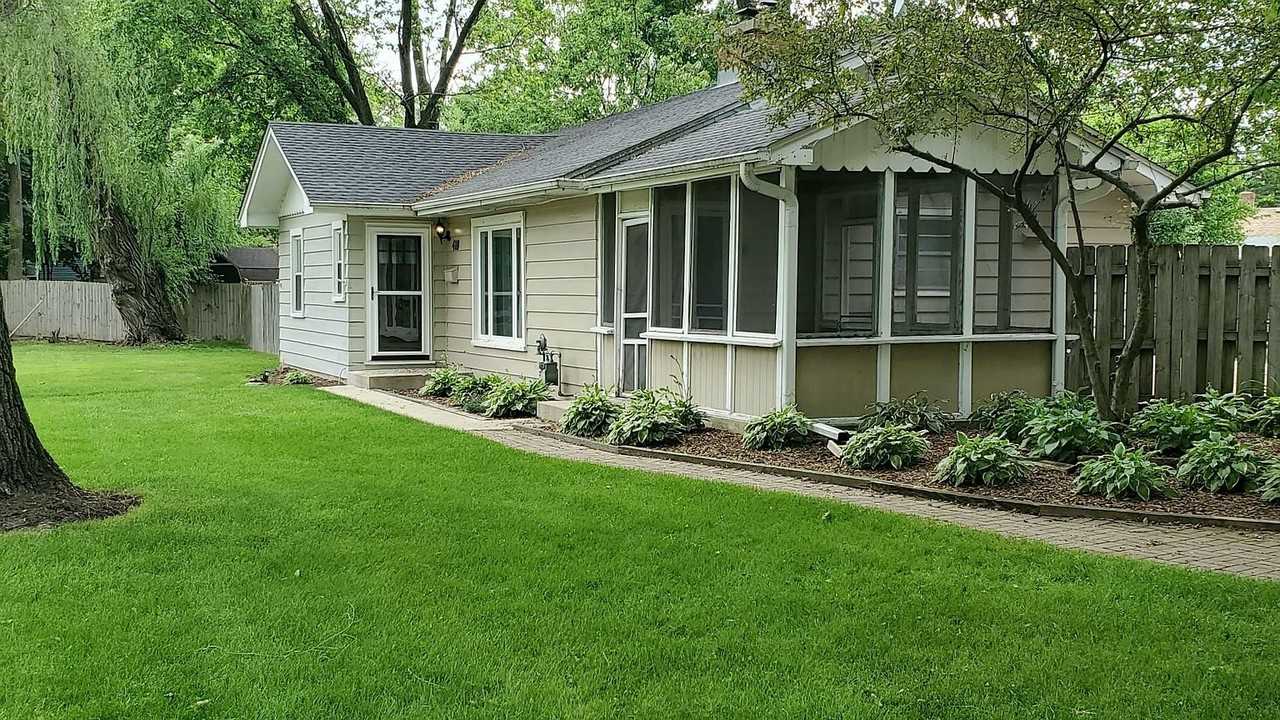 418 E High St - Photo 5 of 5
