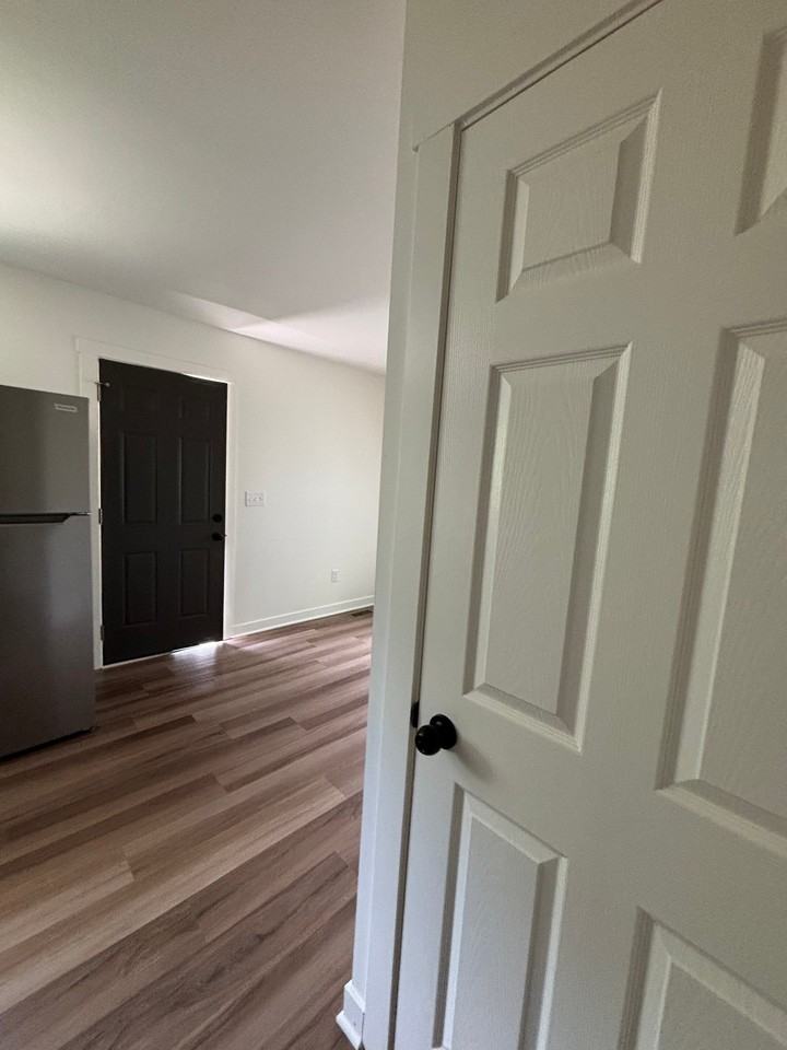 1759 Monterey Ct - Photo 7 of 20