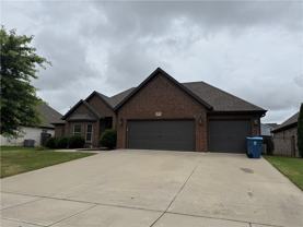 3200 Sw Satinwood Ave - Photo 1 of 1