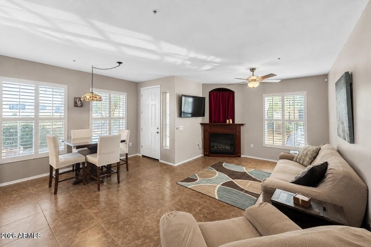 14575 W Mountain View Blvd #612 - Photo 5 of 22