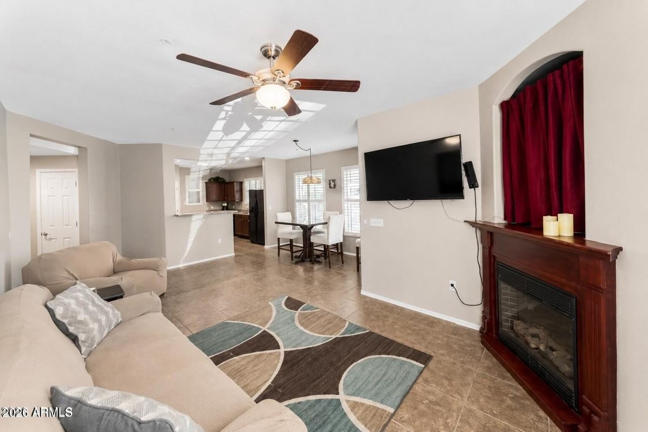 14575 W Mountain View Blvd #612 - Photo 6 of 22