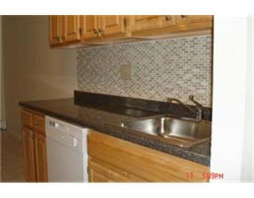 27 Stoneybrook Dr #5 - Photo 2 of 3