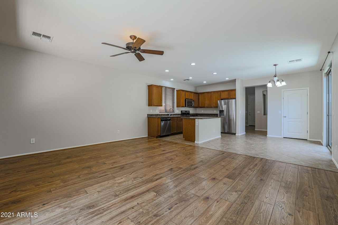 3551 E Tulsa St - Photo 2 of 37