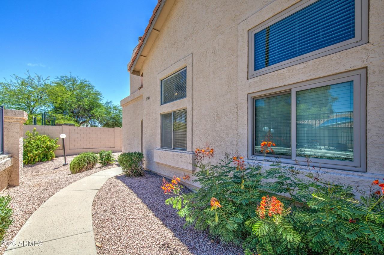 2019 W Lemon Tree Pl #1130 - Photo 2 of 49