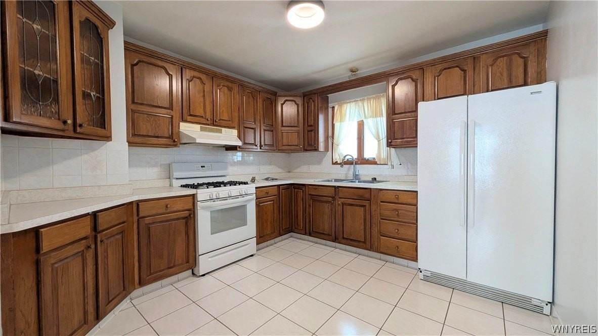 88 Commonwealth Ave - Photo 5 of 12