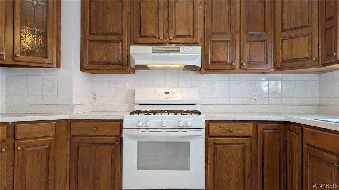 88 Commonwealth Ave - Photo 7 of 12