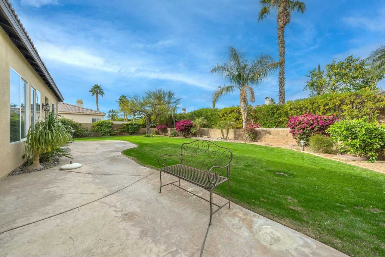 79862 Amora Dr - Photo 4 of 28