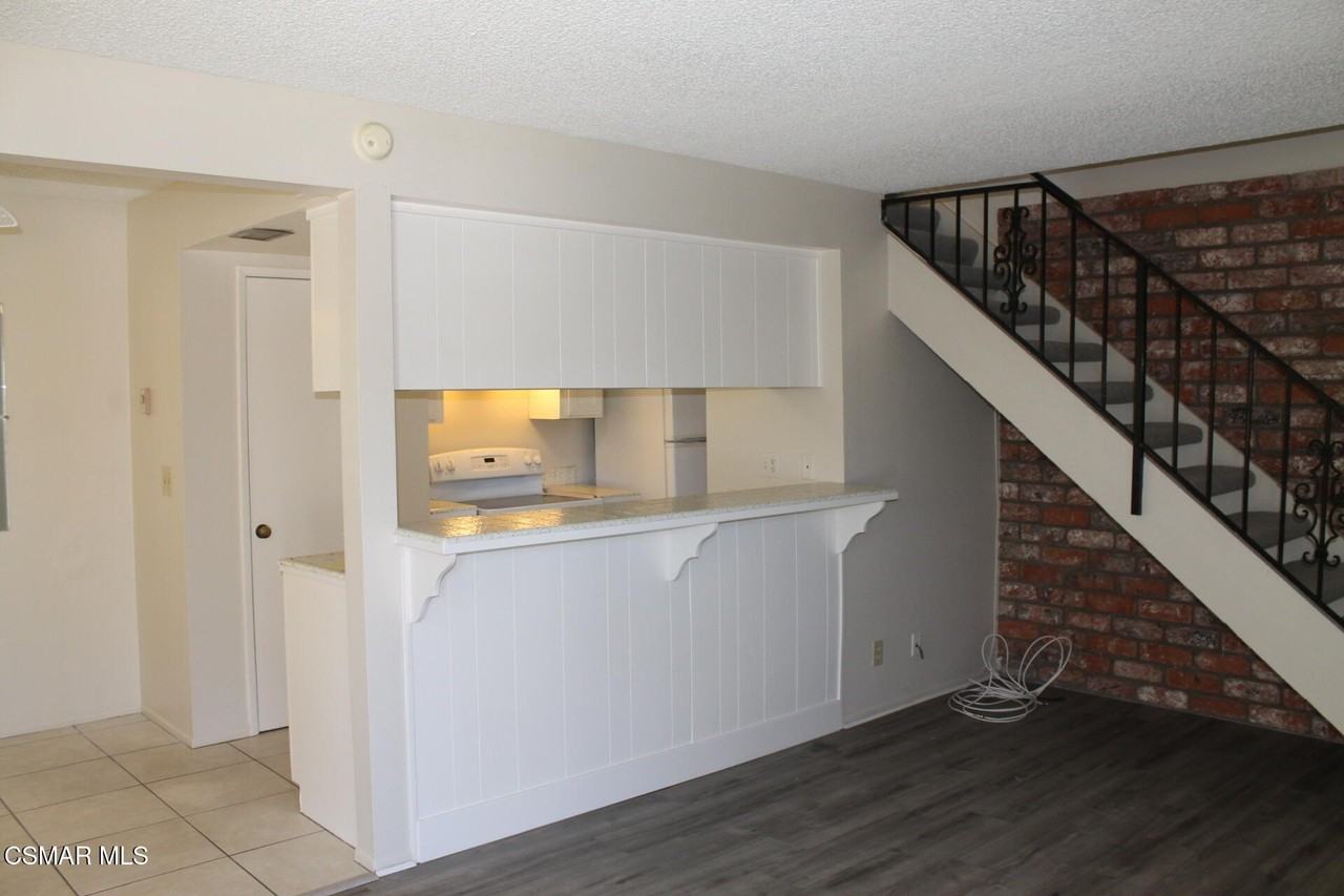 2606 Rudder Ave - Photo 7 of 17