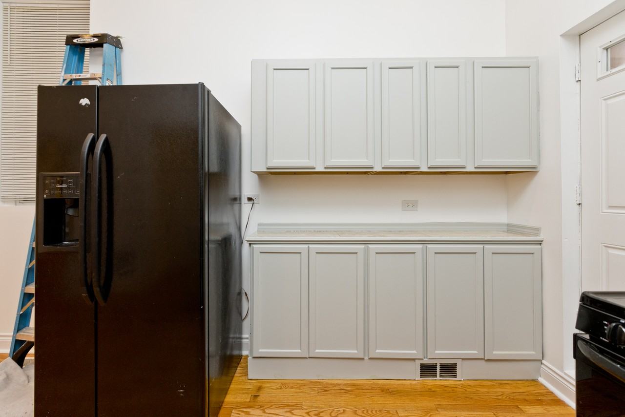 1732 W 17th St #1RFB - Photo 6 of 12