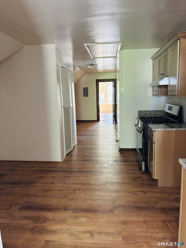 1311 Park Ave - Photo 2 of 9