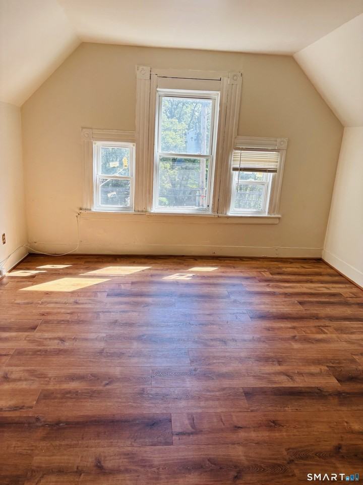 1311 Park Ave - Photo 6 of 9