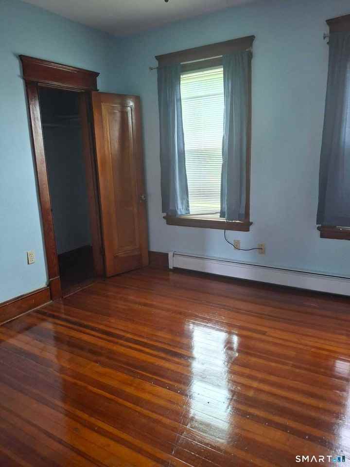 486 Wilson St #1 - Photo 5 of 11
