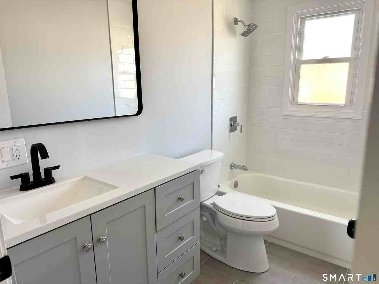 64 Velvet St - Photo 3 of 7