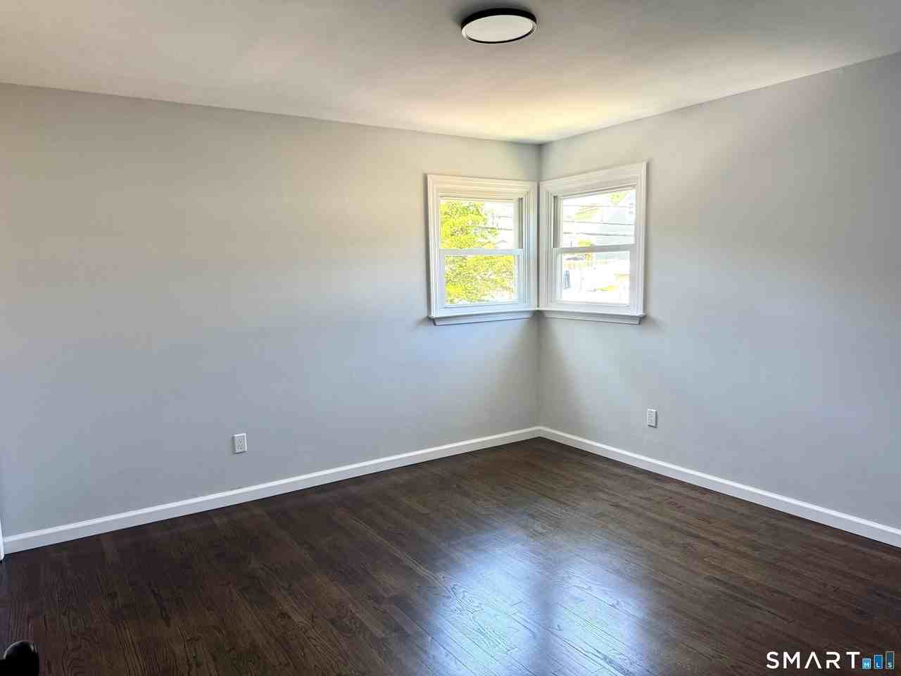 64 Velvet St - Photo 6 of 7