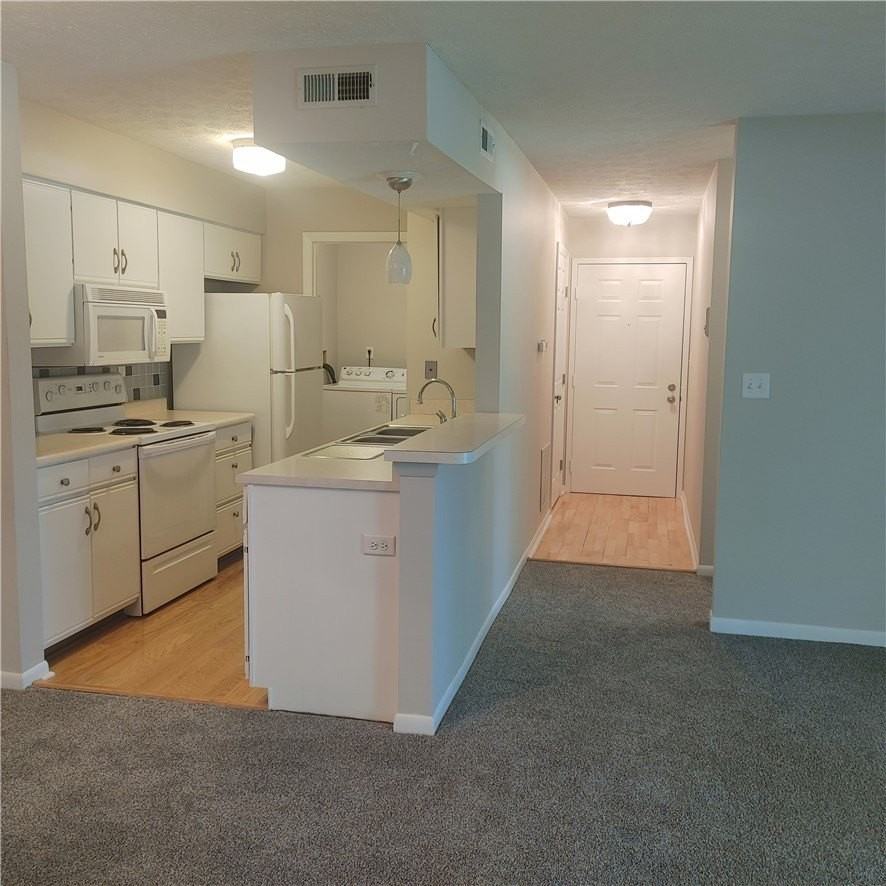 6620 Green Branch Dr #4 - Photo 4 of 34