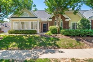 featured image of 1305 Village Ln