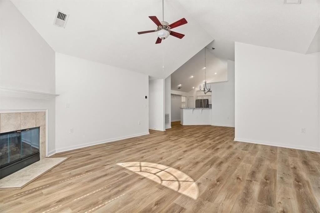 1305 Village Ln - Photo 6 of 36